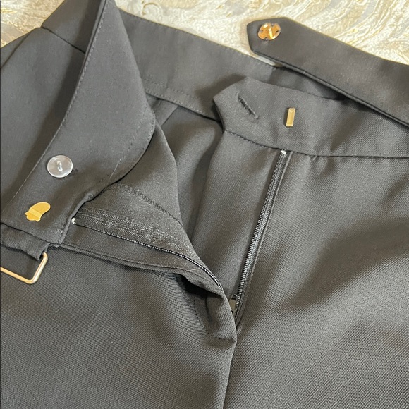 Women’s Black wide leg capris Pants - Picture 5 of 9